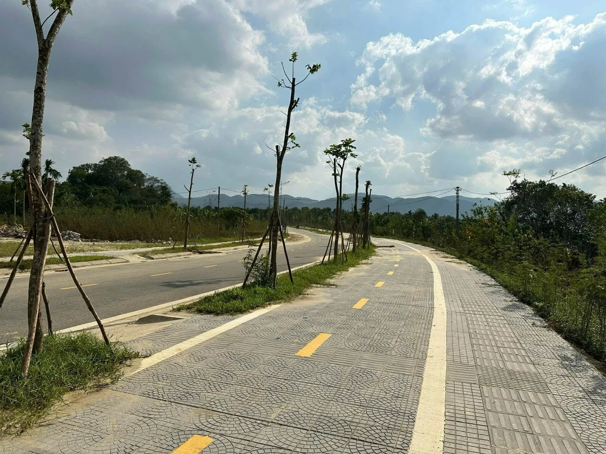 Bán lô đất 2 mặt tiền 100.2m2 Thân Văn Nhiếp, Thuỷ Biều, Huế - Ảnh 1