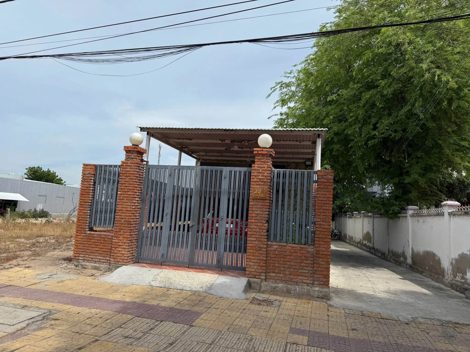 Bán nhà mặt tiền Yên Ninh 208m² kinh doanh, Khánh Hòa - Ảnh 1