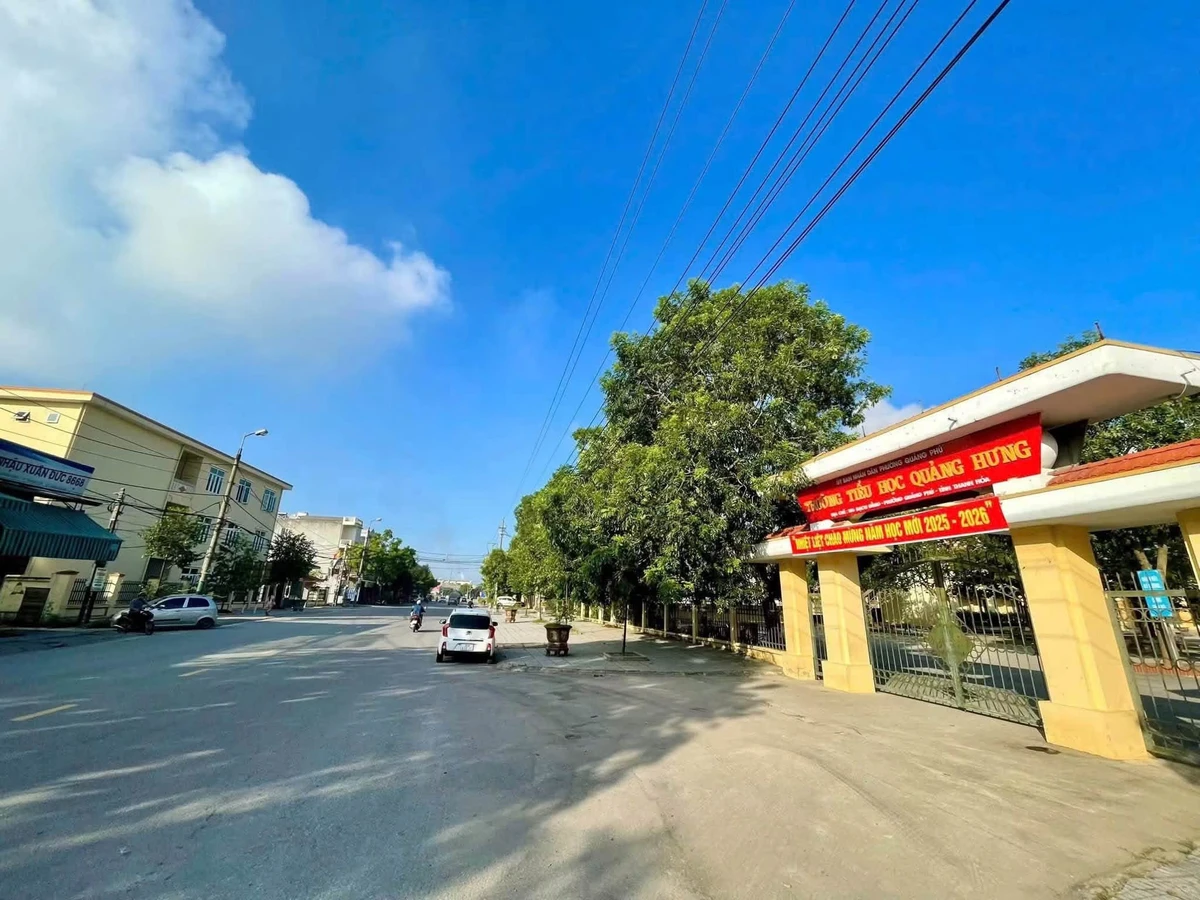 Bán lô đất mặt tiền 81m² Quảng Hưng 1 tỷ 69 - Ảnh 1