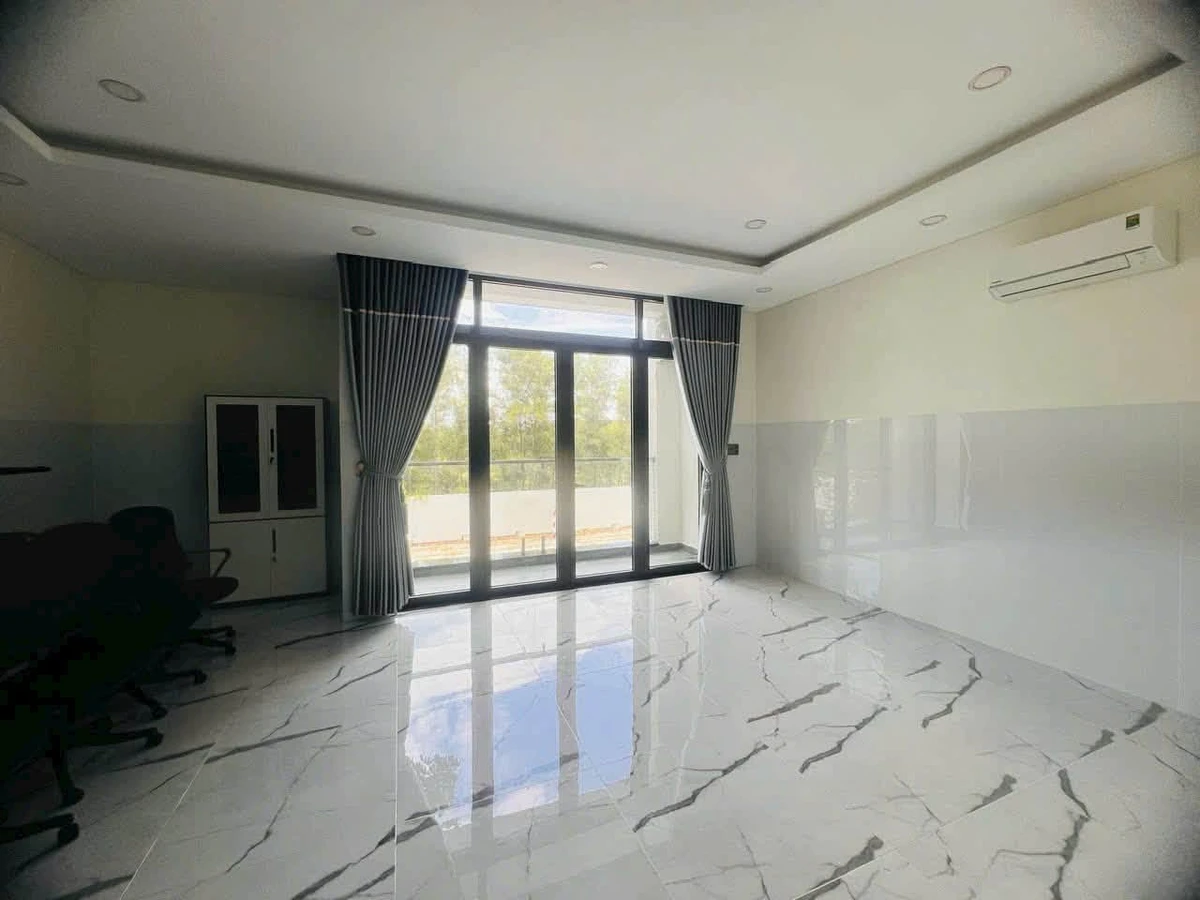 Cho thuê nhà phố gần TP mới Bình Dương, 500m², 4PN, 35 triệu/tháng - Ảnh thu nhỏ 4