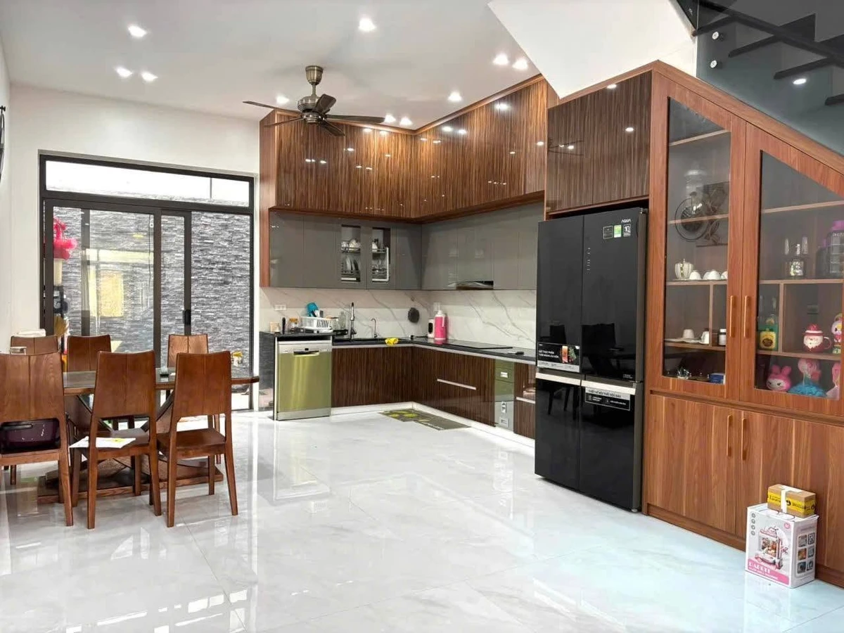 Nhà 3 tầng 100m2 MT 5m gần trường Nobel 6 tỷ - Ảnh thu nhỏ 2