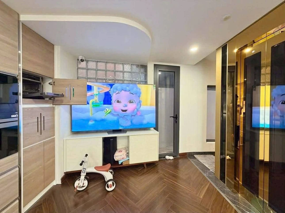 Bán nhà 5 tầng 54m2 có thang máy, gara ô tô đường Lê Quang Định, Phường 1, Gò Vấp - Ảnh thu nhỏ 4