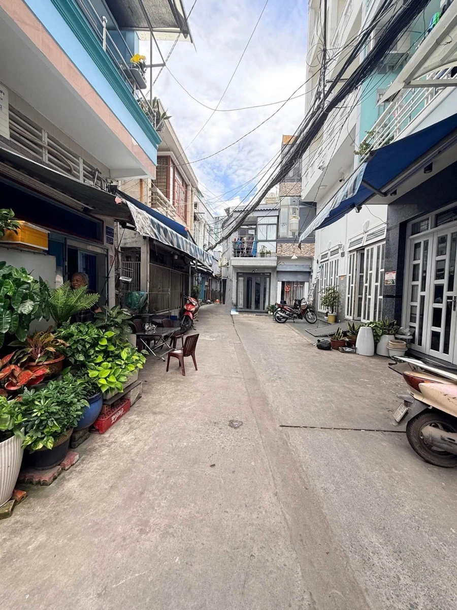 Bán nhà 2 tầng ngang 5m, 55m2, 3 PN, kế bên Himlam, Quận 7, giá 5 tỷ - Ảnh thu nhỏ 2