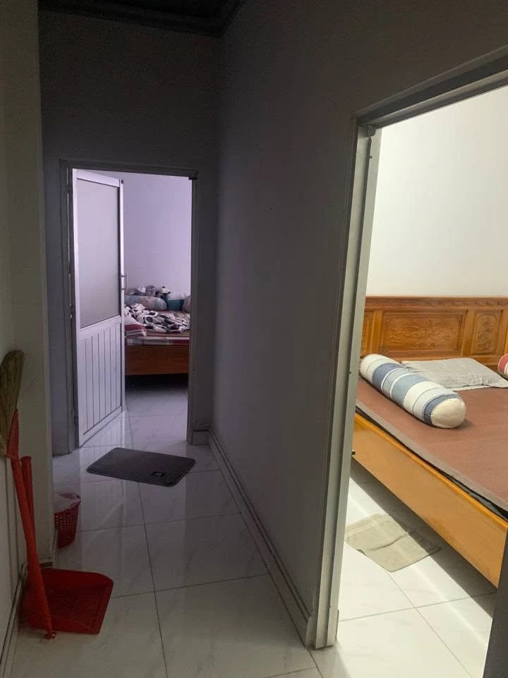 Bán nhà 2 phòng 105m² Dĩ An Bình Dương 4 tỷ 9 - Ảnh thu nhỏ 5