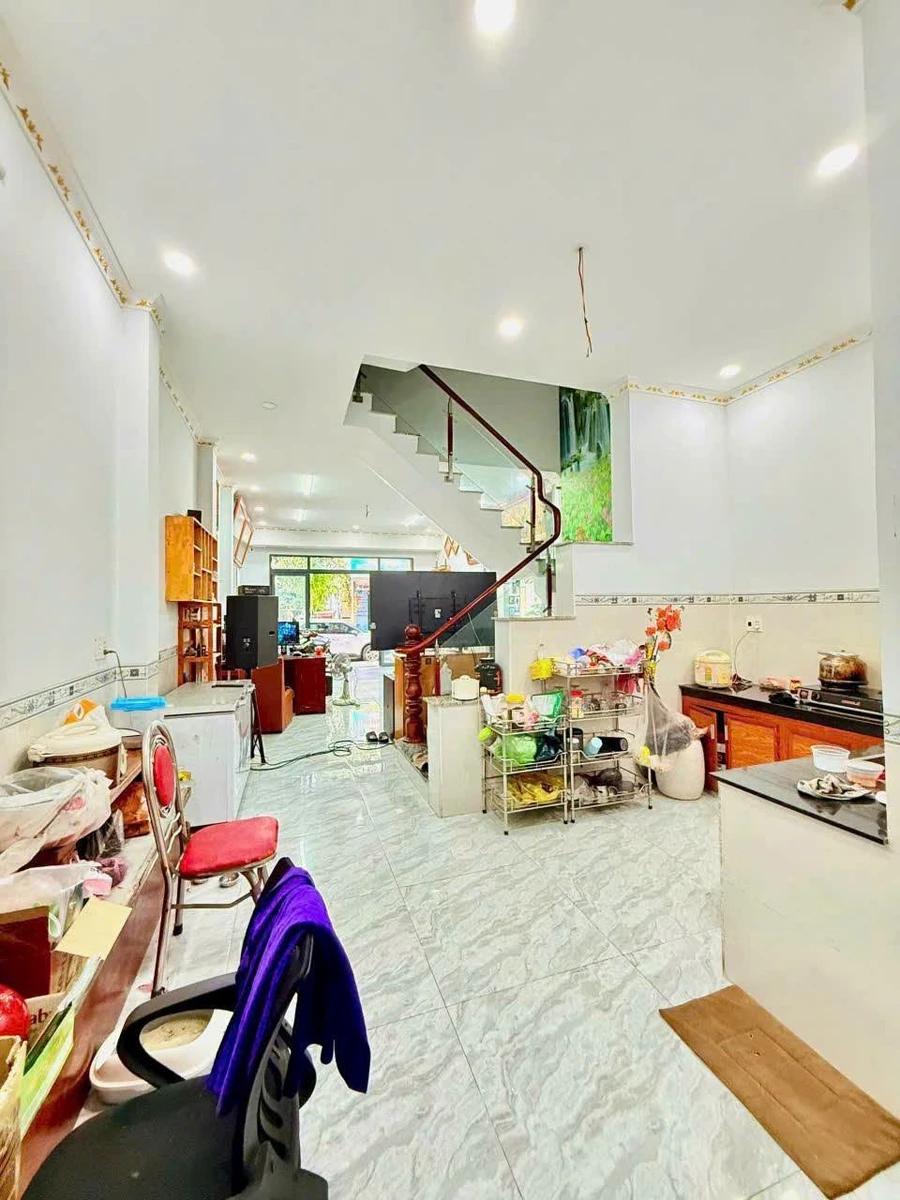 Bán nhà 70m2 (3PN, 2WC) KDC Chợ Lâm Phát, Bình Tân - Ảnh thu nhỏ 2