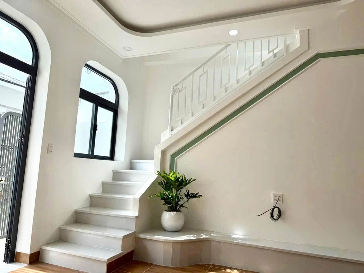 Bán nhà 1 trệt 1 lầu Phan Thiết 96m2, 2PN, 2WC, 2 tỷ 450 - Ảnh thu nhỏ 5