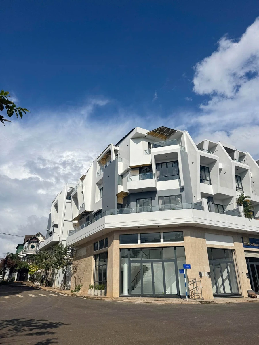 Cho thuê văn phòng góc 2 mặt tiền 124m² tại Buôn Ma Thuột - Ảnh thu nhỏ 2