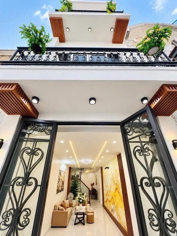 Bán nhà 3 tầng 38m2 Tôn Đức Thắng Hải Phòng 2,69 tỷ