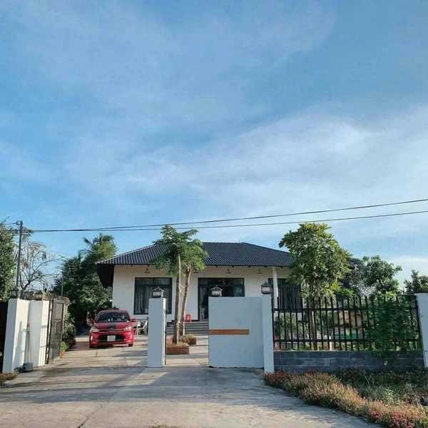 Bán nhà mặt tiền 943m² Nguyễn Thị Minh Châu, Lâm Đồng 9.5 tỷ