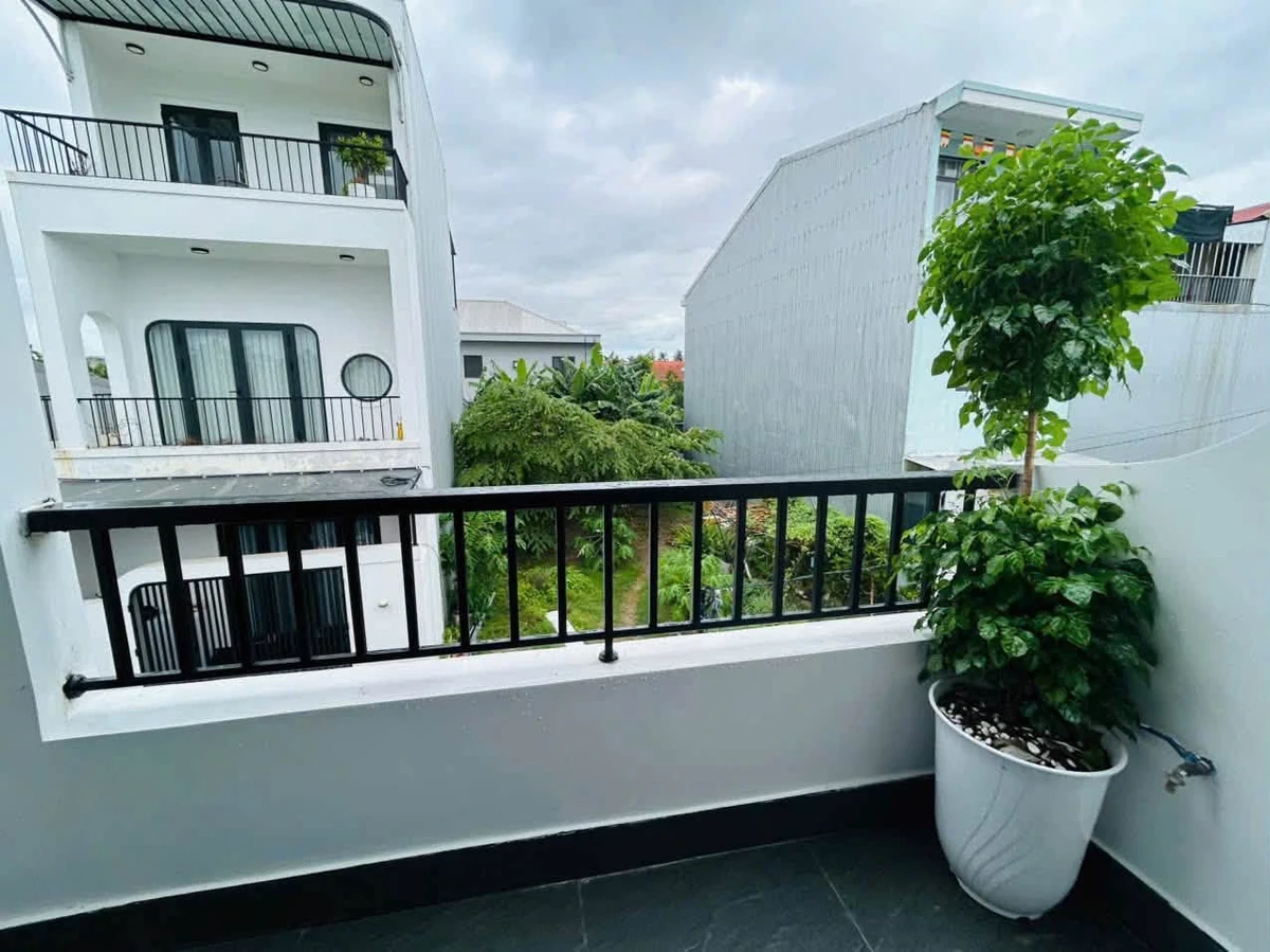 Bán biệt thự 3 tầng 4PN 4WC đầy đủ nội thất Huế 3,2 tỷ - Ảnh thu nhỏ 2