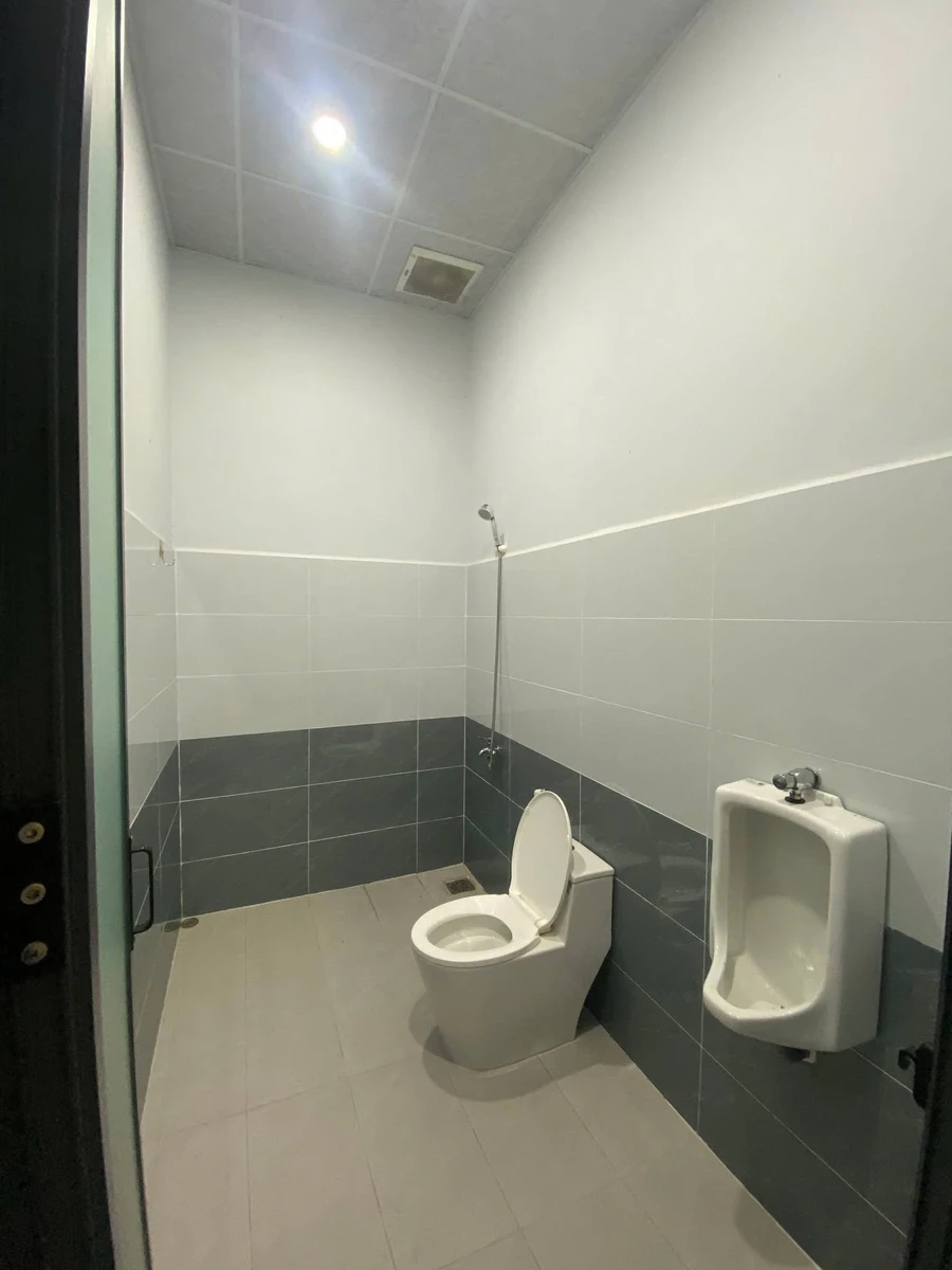 Cho thuê nhà mặt tiền Liên Hương Rạch Giá 135m², 6 triệu/tháng - Ảnh thu nhỏ 5