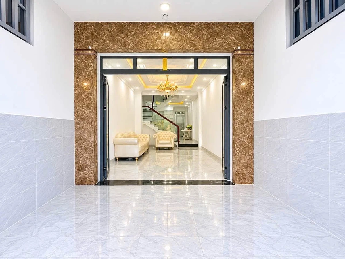Bán nhà 6PN 68m² Sài Gòn Mới Huỳnh Tấn Phát 6,99 tỷ - Ảnh thu nhỏ 2