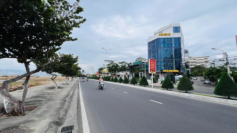 Bán đất 47,8m2 gần biển đường 10m Nha Trang 6,3 tỷ