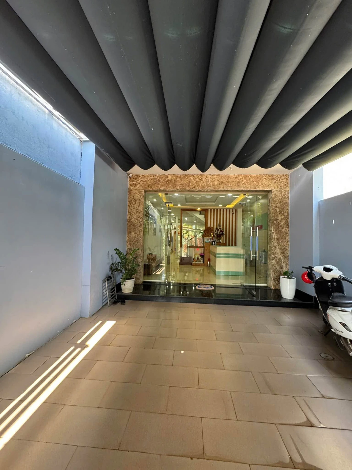 Bán nhà 3 lầu 5×24m 10,8 tỷ Buôn Ma Thuột - Ảnh 1