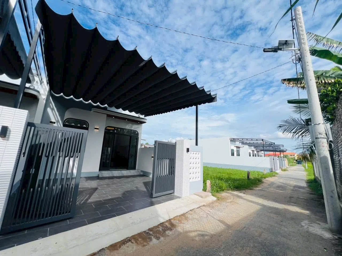 Bán nhà mới 2PN 108m² Phường Gò Công 1 tỷ 290 triệu - Ảnh thu nhỏ 2