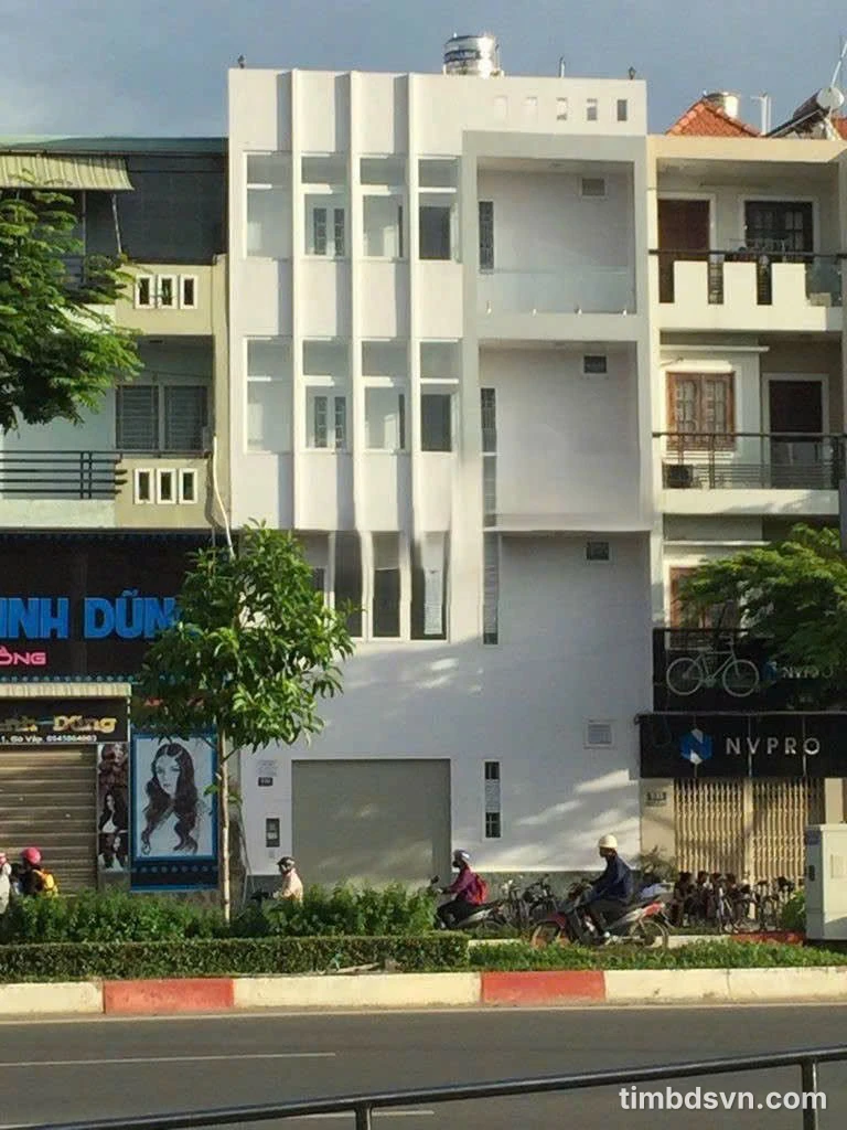 Cho thuê nhà mặt tiền 7.5x4m Phạm Văn Đồng, Gò Vấp - 20 triệu/tháng - Ảnh 1