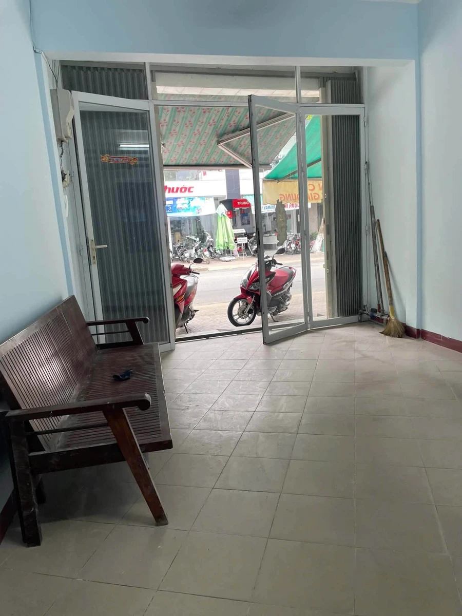 Bán nhà mặt tiền Quang Trung 65m² giá 3,3 tỷ - Ảnh 1