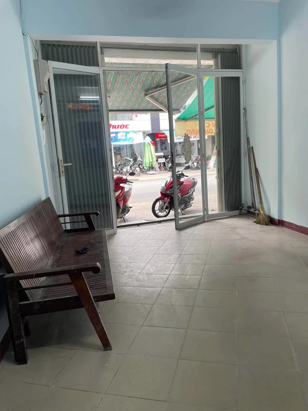 Bán nhà mặt tiền Quang Trung 65m² giá 3,3 tỷ