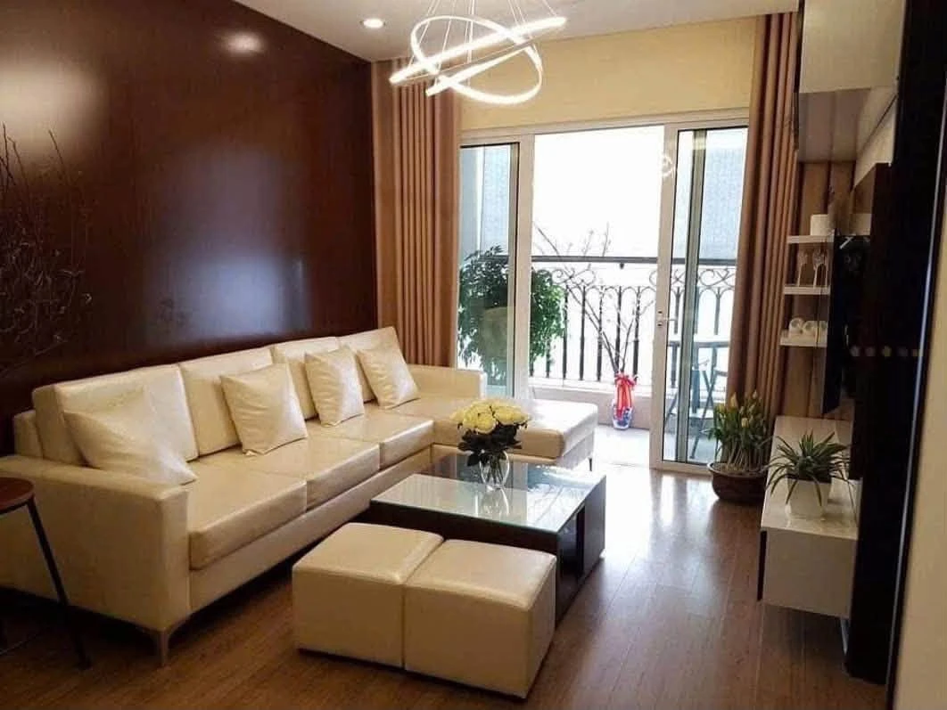 Cho thuê căn 2PN 70m² đủ đồ tại Hòa Bình Green City - Ảnh 1