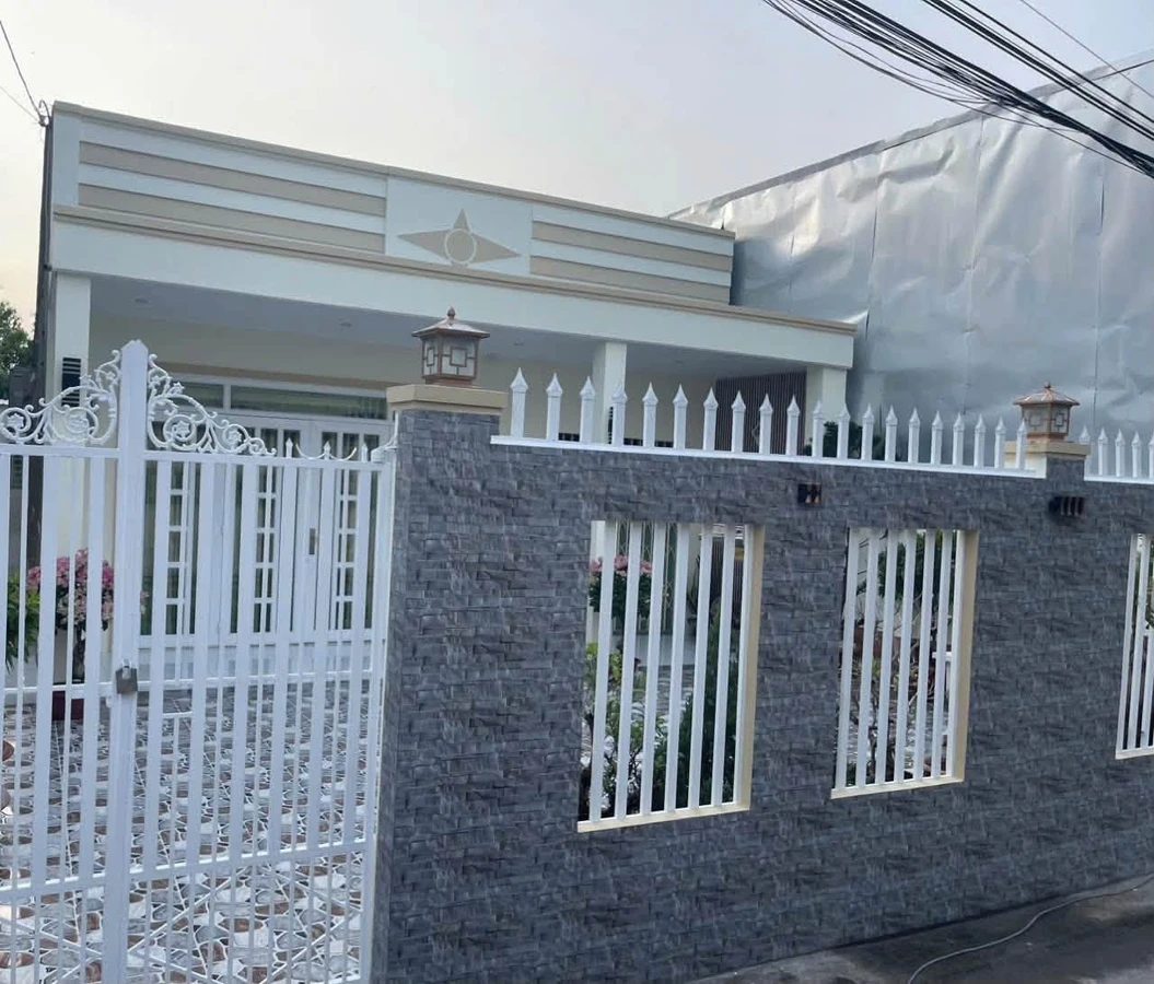 Bán nhà hẻm 123 Chu Văn An, TP. Rạch Giá, 211m2, 3 phòng ngủ - Ảnh 1