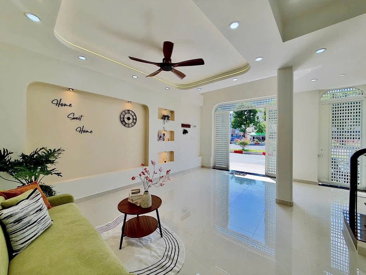 Bán nhà 5 tầng mặt tiền Phạm Văn Đồng Gò Vấp 226m2 - Ảnh thu nhỏ 4