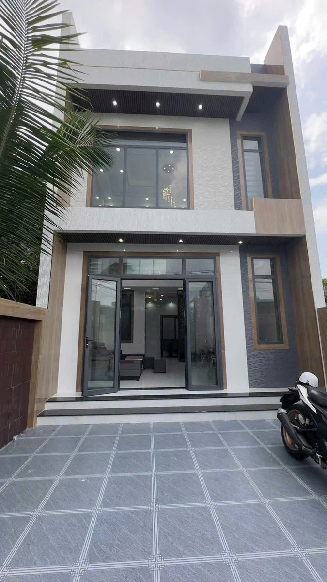 Bán nhà gác lửng 3PN 100m² Long Hải 3,2 tỷ - Ảnh thu nhỏ 3
