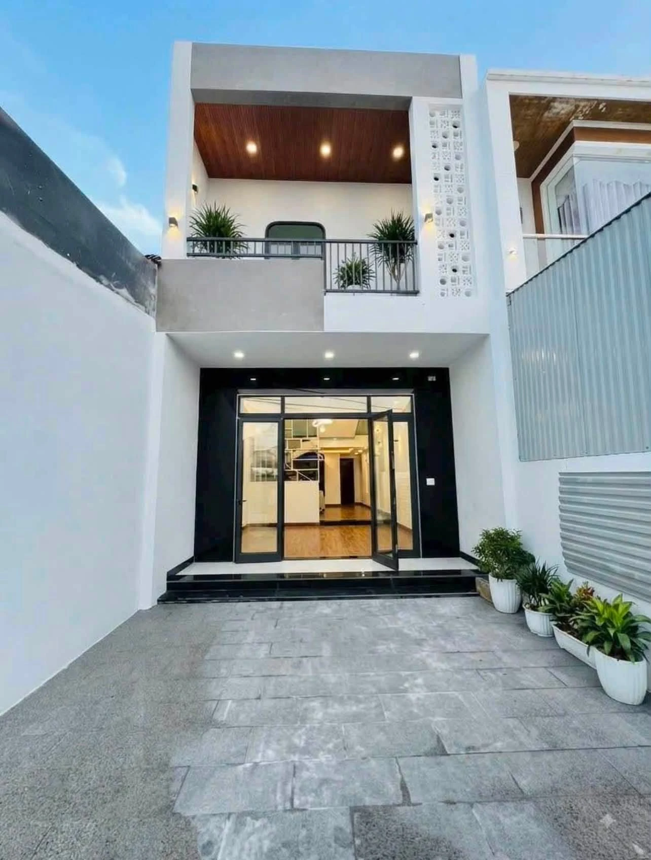Nhà 2 tầng mặt tiền Nguyễn Công Phương, 110m2, 3PN, 2.55 tỷ - Ảnh 1