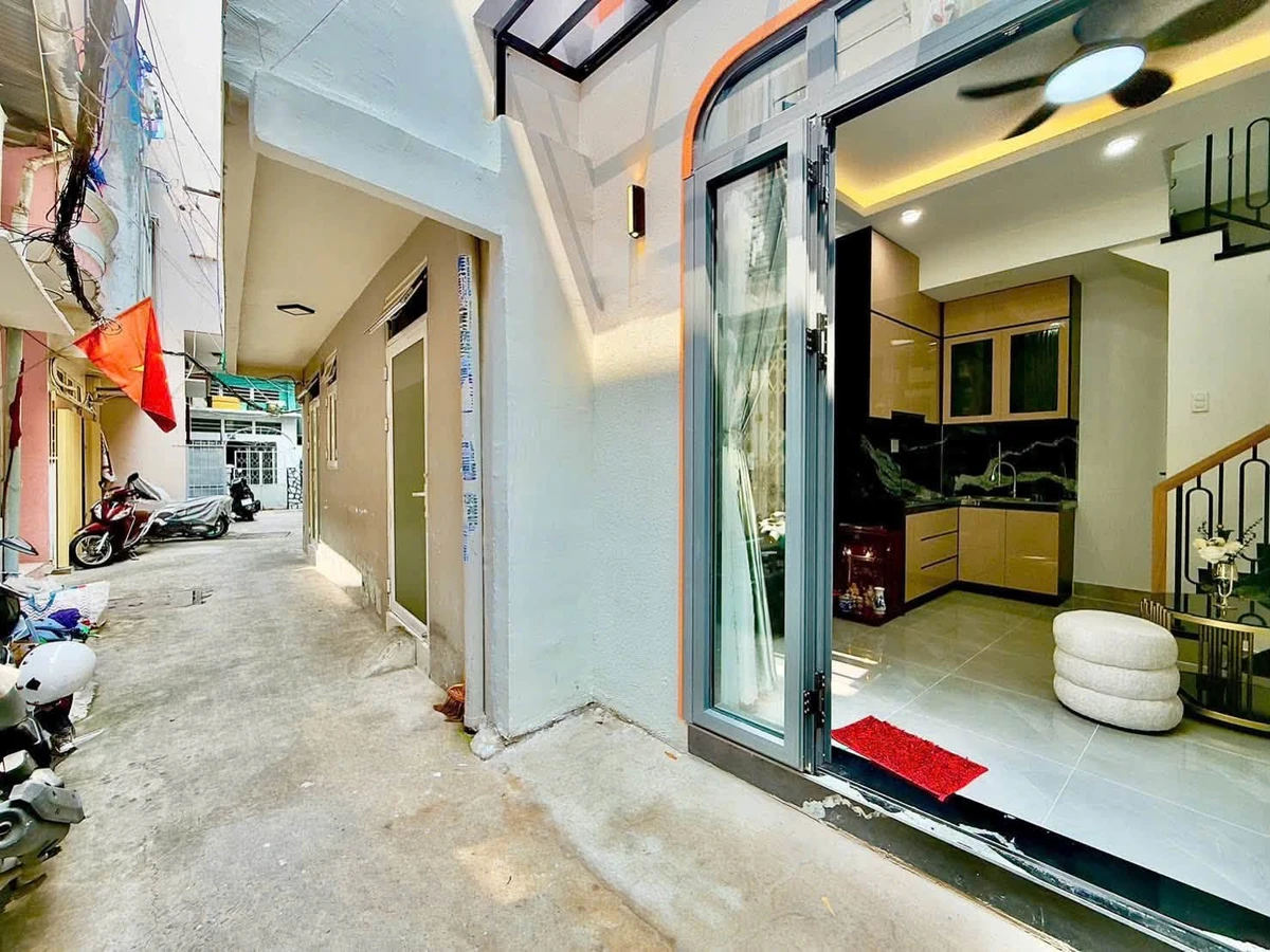 Bán nhà 3 tầng 60m2 Phan Xích Long, Quận 1 - Ảnh thu nhỏ 2