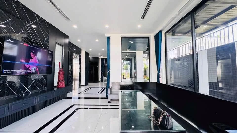 Bán biệt thự thiết kế hiện đại KĐT Mỹ Gia 200m² 16,9 tỷ - Ảnh thu nhỏ 2