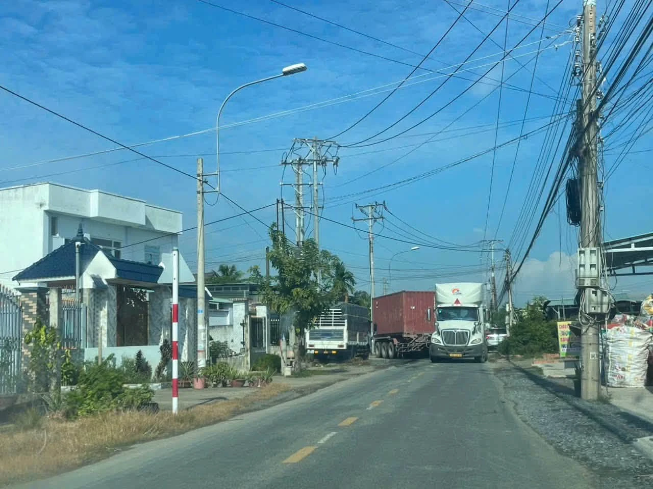 Bán đất thổ cư 5.500m2 tại Long An, 5.2tr/m2 - Ảnh 1