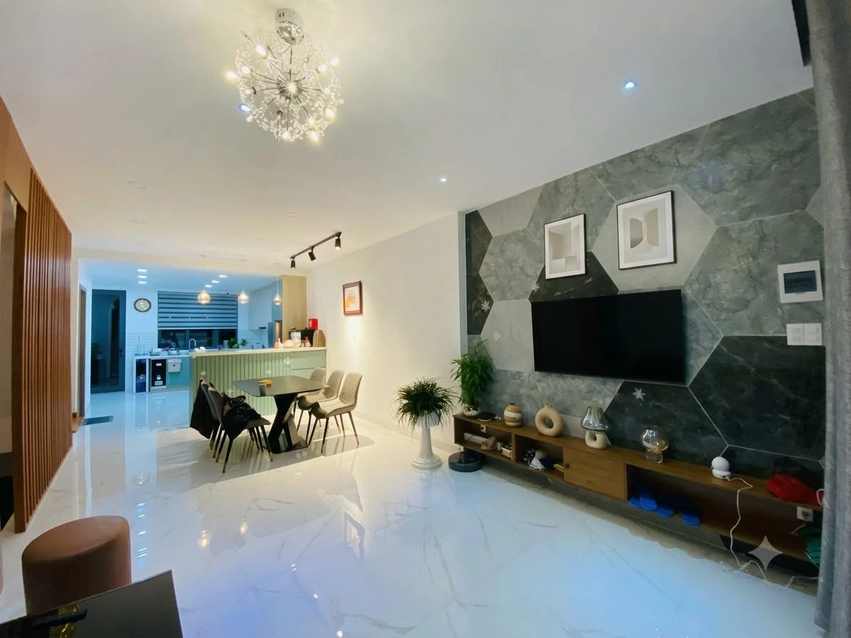 Nhà phố bán Đà Lạt 4 phòng ngủ 100.64m² 8.5 tỷ - Ảnh 1