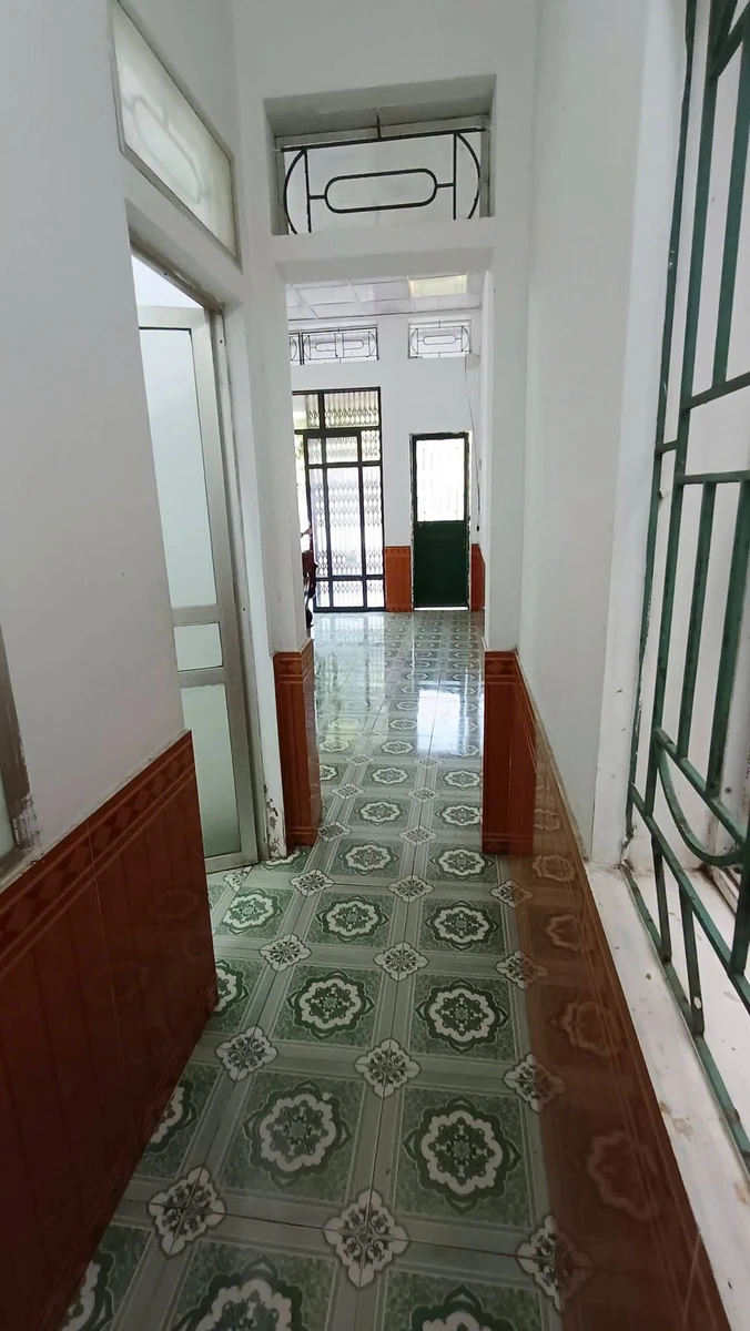 Bán nhà cấp 4 2PN, 115m² mặt tiền Cam Đường 1,7 tỷ - Ảnh 1