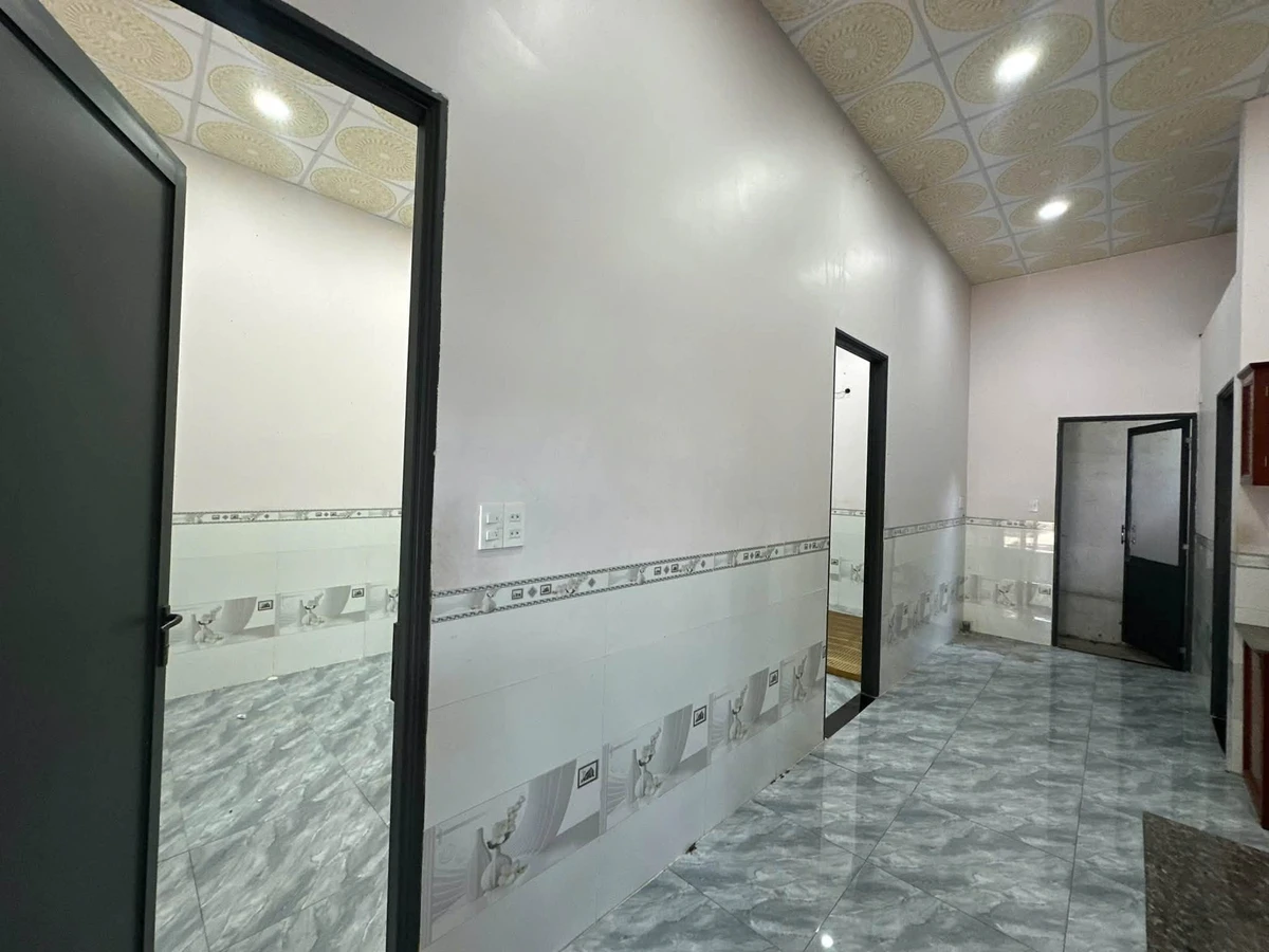 Bán nhà 160m2 Hố Nai, Đồng Nai, 2 phòng, 2.35 tỷ - Ảnh thu nhỏ 4