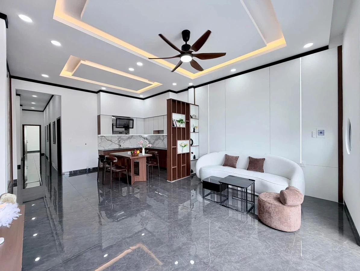 Bán nhà phố mặt tiền Phường Long Khánh, 100m² (5x20m), 2-3 phòng ngủ - Ảnh thu nhỏ 3