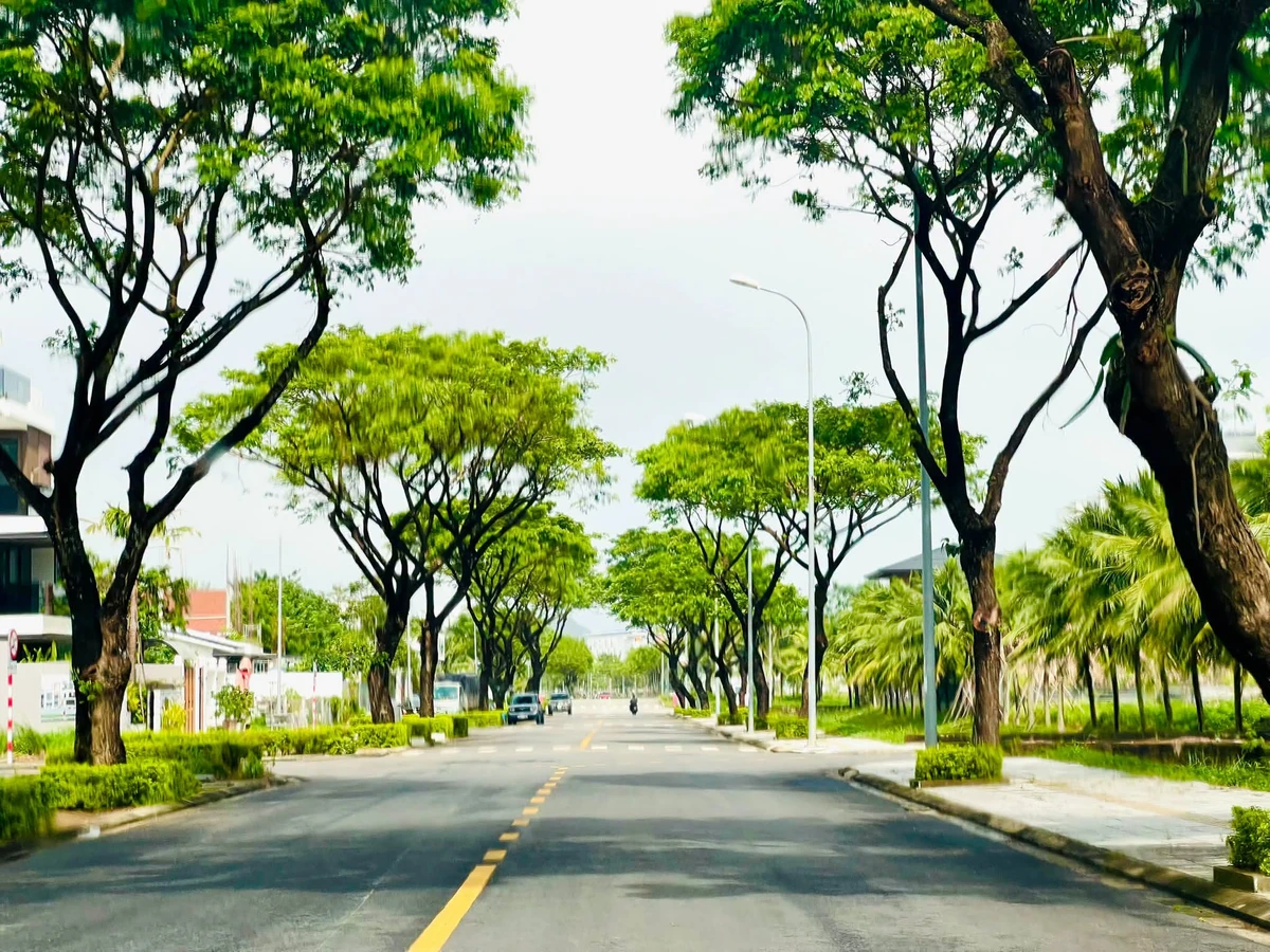 Bán đất 335m² 2 mặt tiền view kênh FPT City Đà Nẵng - Ảnh 1