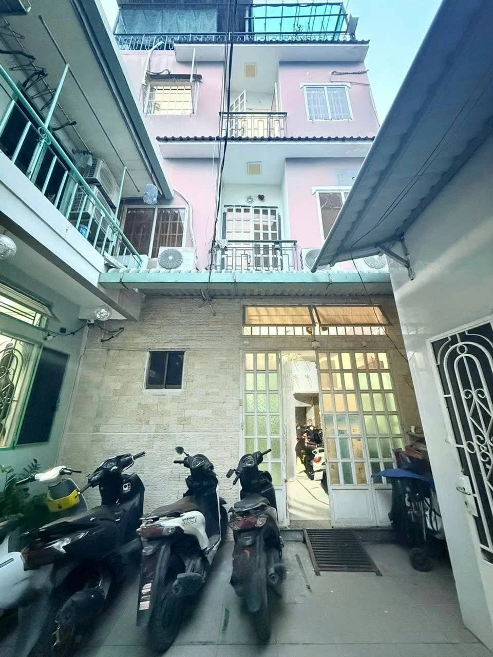 Bán nhà 4 tầng 60m² Trần Bình Trọng, Quận 1 giá 6.5 tỷ - Ảnh 1