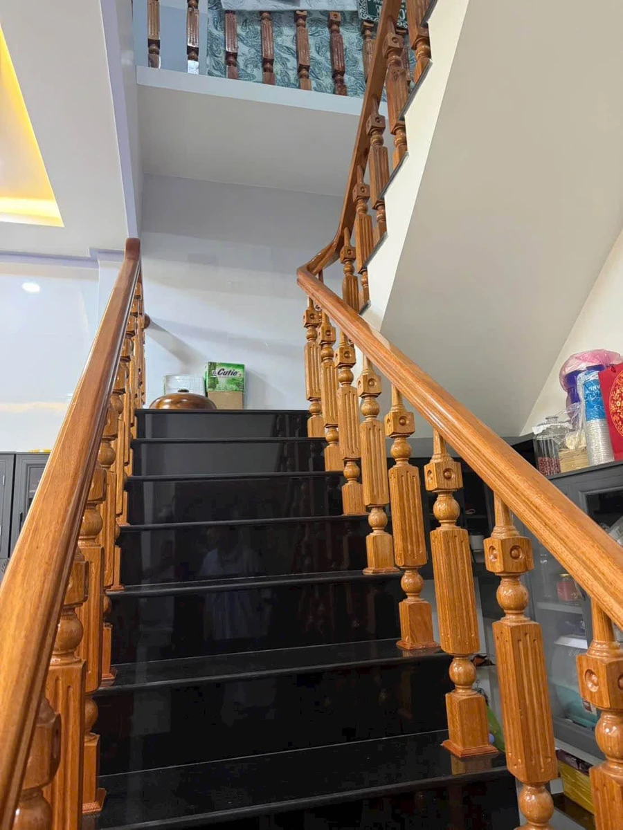 Bán nhà lầu mặt tiền kinh doanh 120m² Phan Thiết 4.2 tỷ - Ảnh thu nhỏ 5