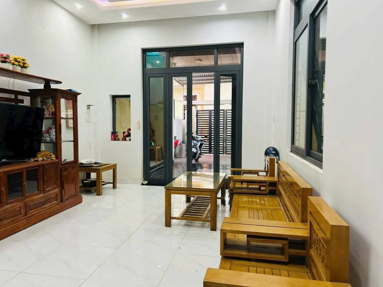 Bán nhà 2 tầng 154m2 3PN full nội thất, Thừa Thiên Huế - Ảnh 1