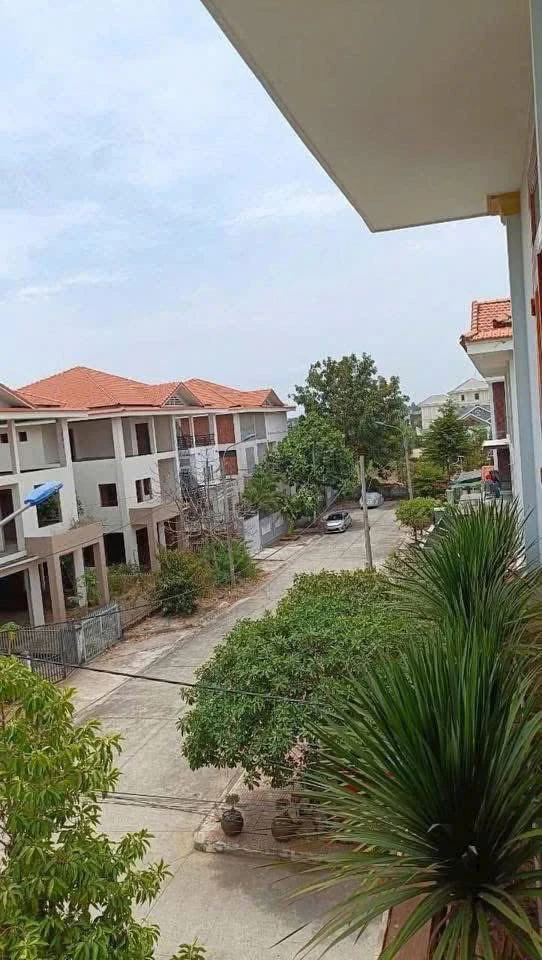 Bán biệt thự 6 phòng ngủ 200m² Phường Tam Long 6,5 tỷ - Ảnh 1