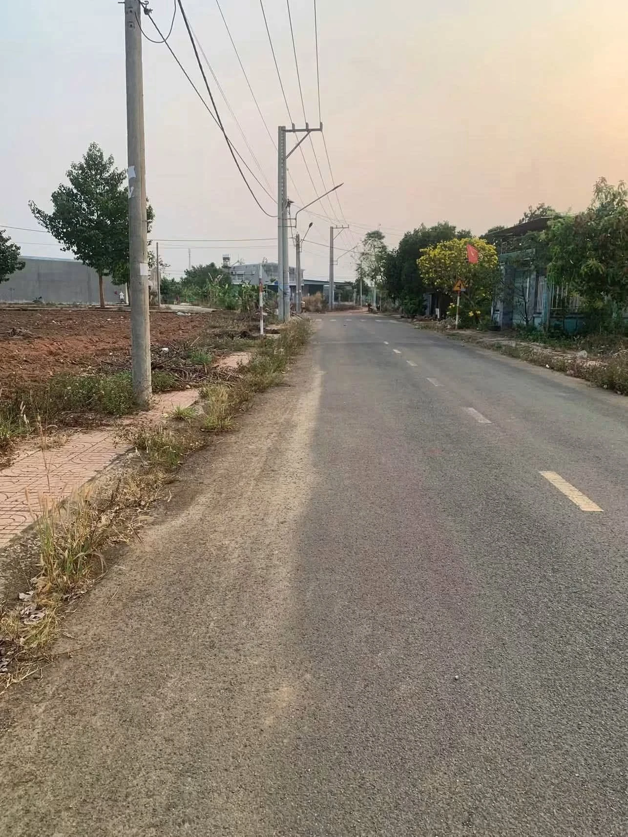 Bán lô đất 204m² khu dân cư Tân Phú, giá 800 triệu - Ảnh 1
