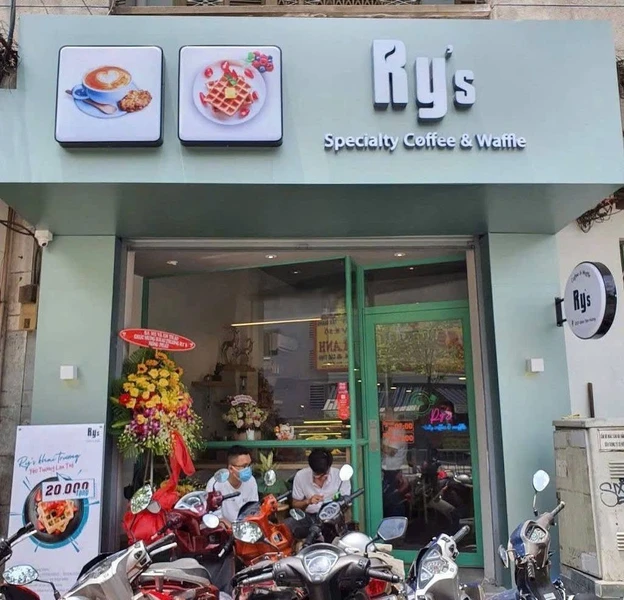 Cho thuê nhà mặt tiền Đinh Tiên Hoàng, Q.1 - 48m² - 15 tr/tháng