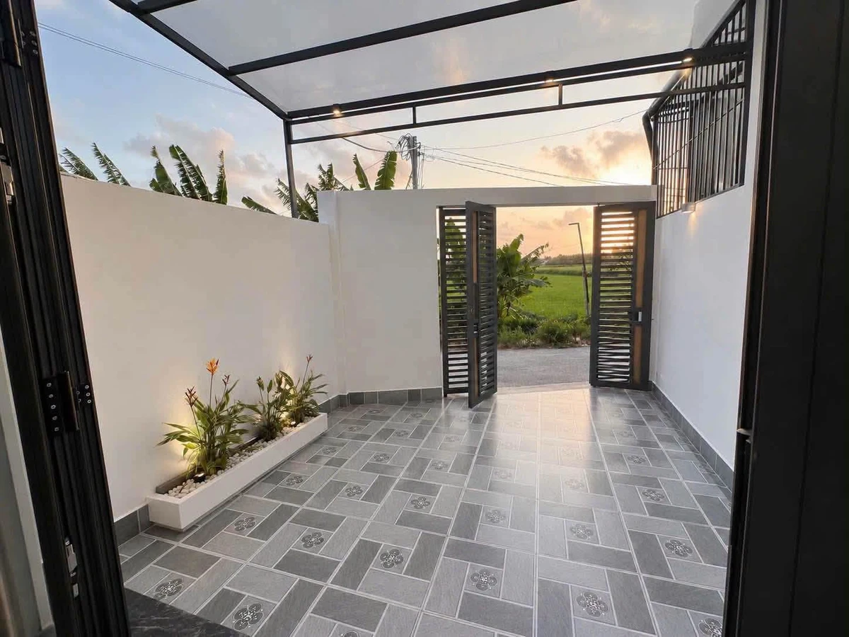 Bán nhà 1 trệt 1 lầu 90m2 Rạch Giá, giá 1.69 tỷ - Ảnh thu nhỏ 2