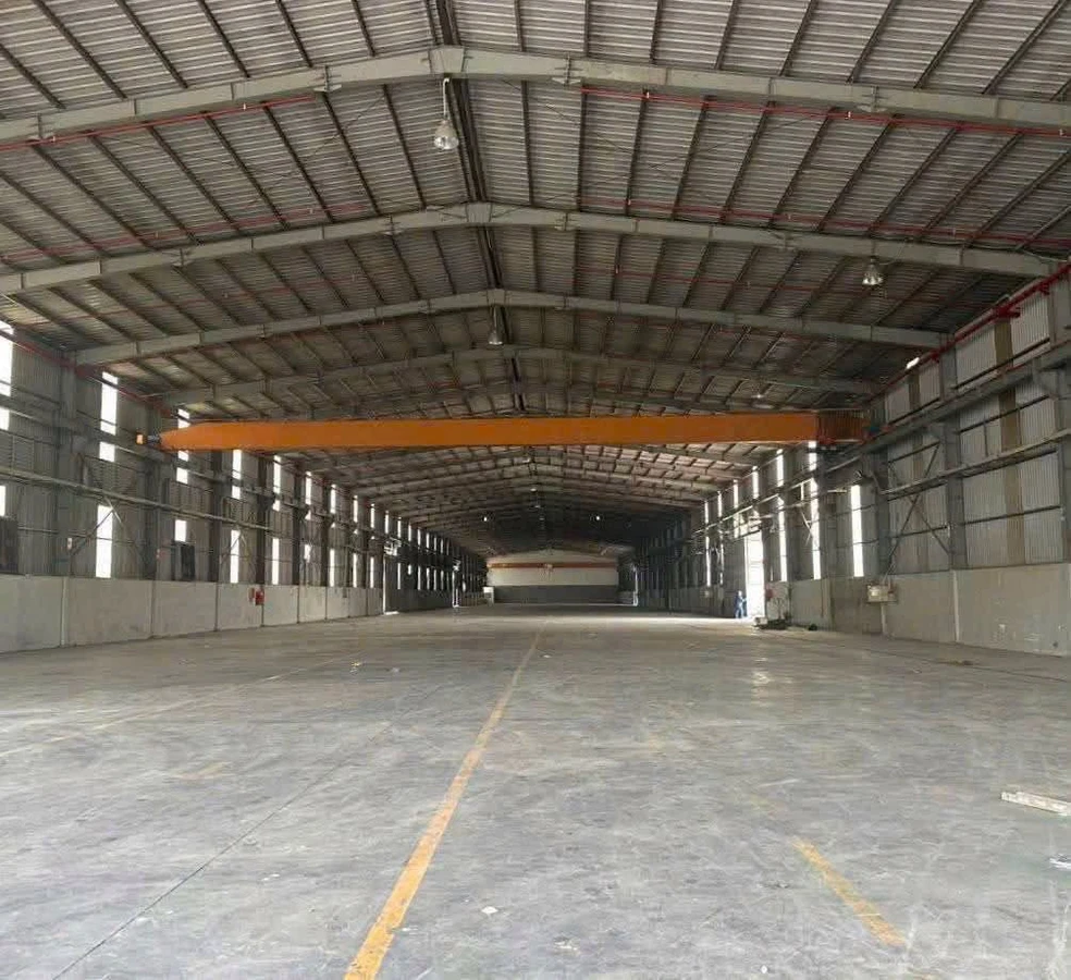 Cho thuê xưởng 3.300m2 Tân Uyên Bình Dương 260 triệu/tháng - Ảnh 1