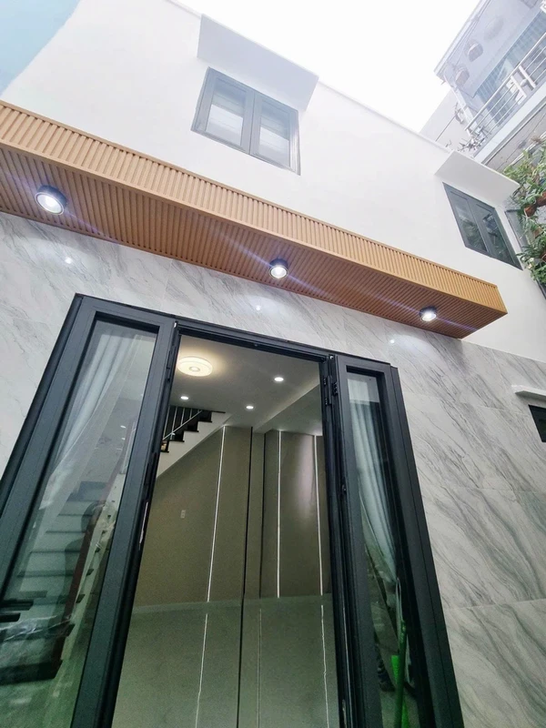 Bán nhà 2 tầng 27m2 đường Hiệp Thành 17, Quận 12, giá 2,69 tỷ