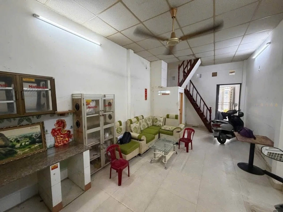 Bán nhà hẻm 2 mặt Thành Thái, Quận 10, 45m², 3PN 2WC, giá 6 tỷ hơn - Ảnh thu nhỏ 3
