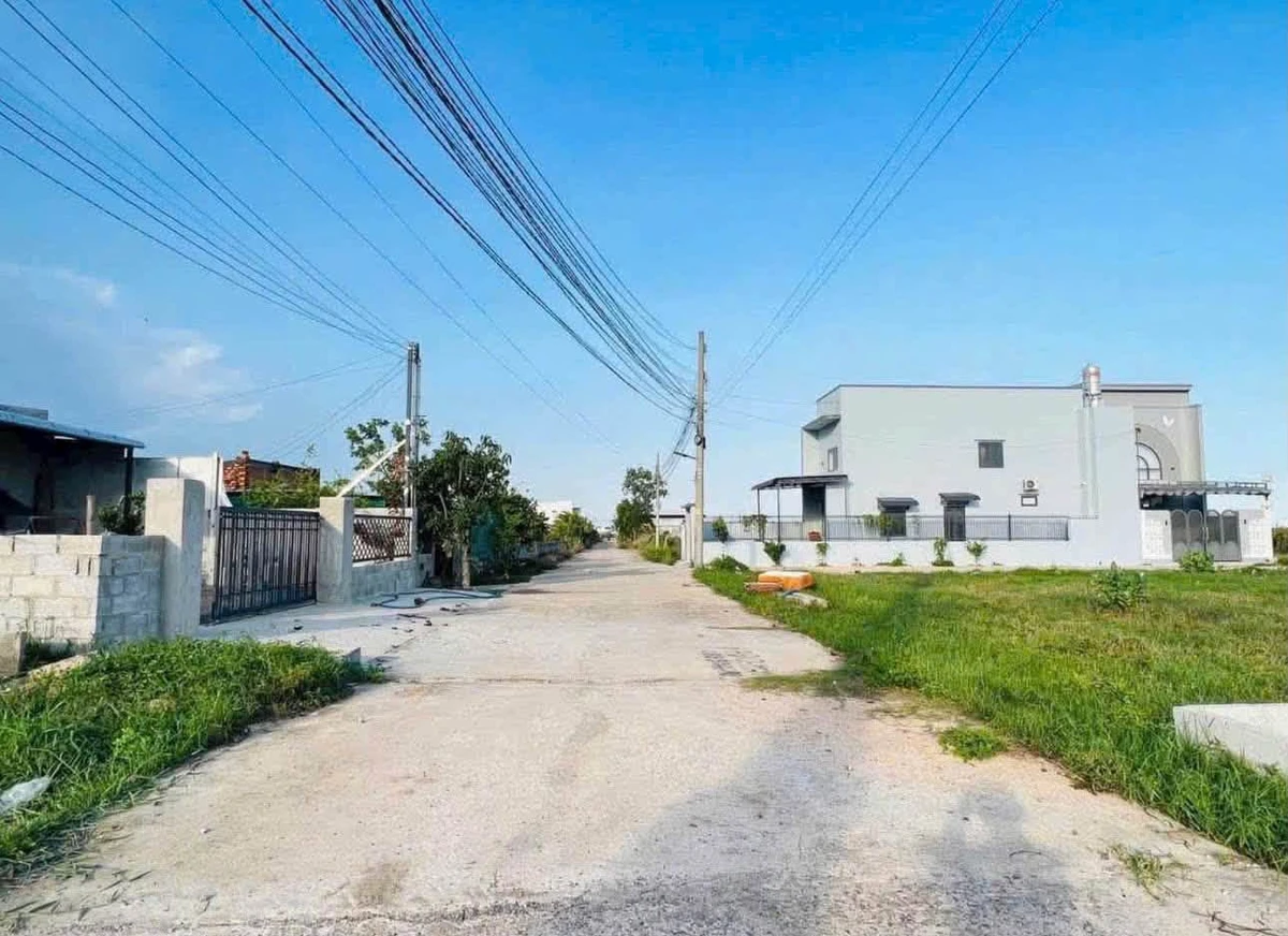 Bán lô đất 100m2 Bình Thuận Thủ Đức - Ảnh 1