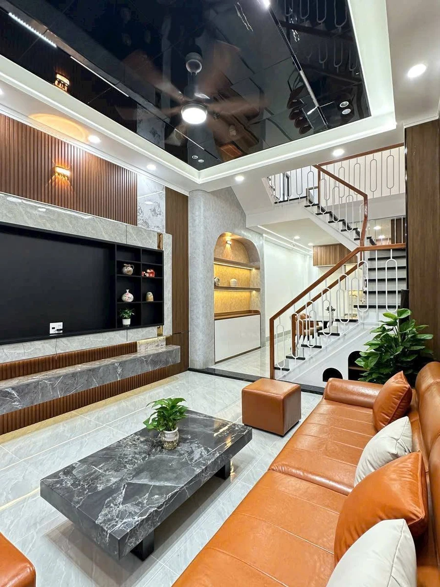 Bán nhà phố 1 trệt 1 lầu 156m² Hố Nai 4 tỷ 250 triệu - Ảnh thu nhỏ 2