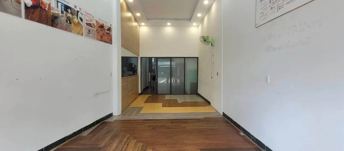 Cho thuê nhà mặt tiền Lê Hồng Phong 70m² 3 phòng ngủ - Ảnh thu nhỏ 2