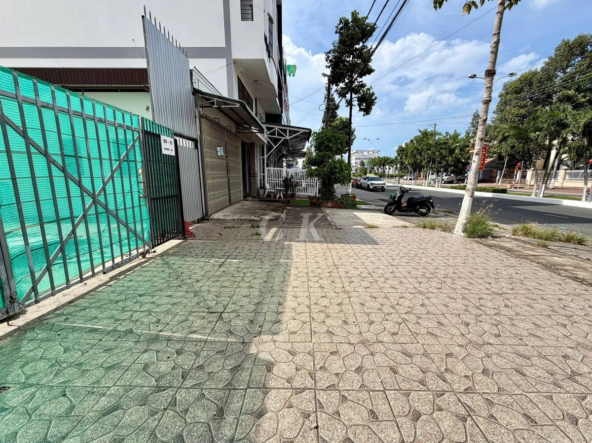 Cho thuê đất hai mặt tiền Rạch Giá 495m², 20 triệu/tháng - Ảnh thu nhỏ 2
