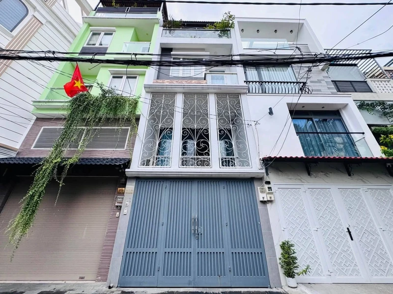 Bán nhà 4 tầng 70m2 hẻm xe hơi đường Lê Quang Định, Bình Thạnh giá 12,9 tỷ